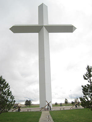 The Memorial large Cross